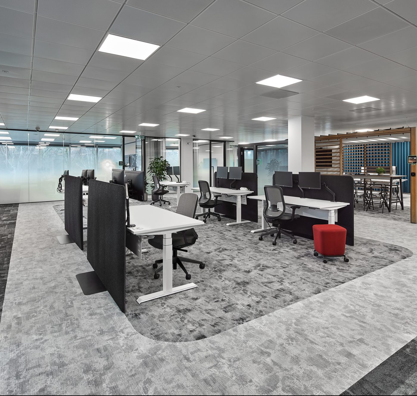 Skymod® Grid fittings featured in Bechtel's offices in Park Royal, London.